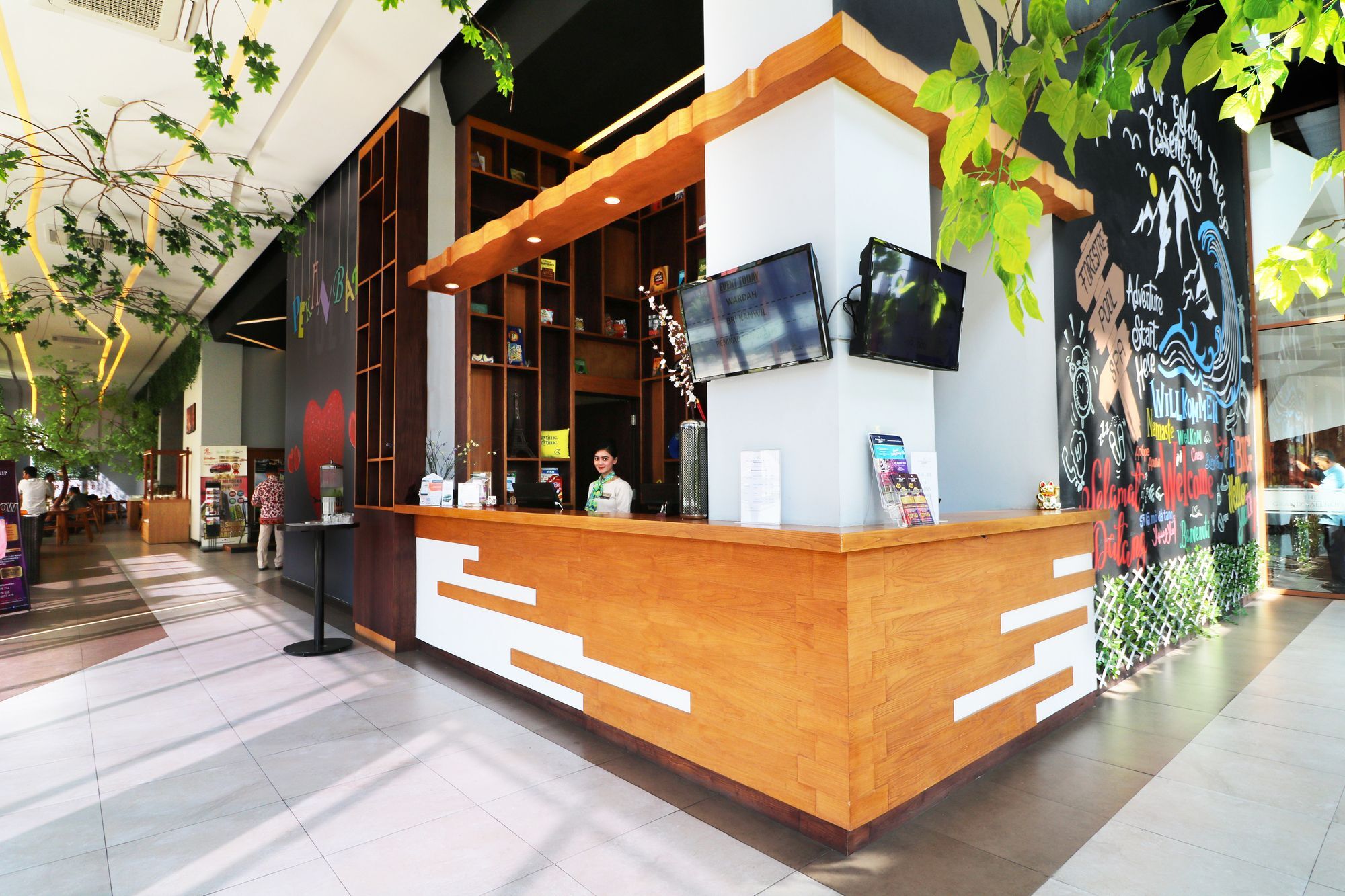 Prime Park Hotel & Convention Pekanbaru Exterior photo